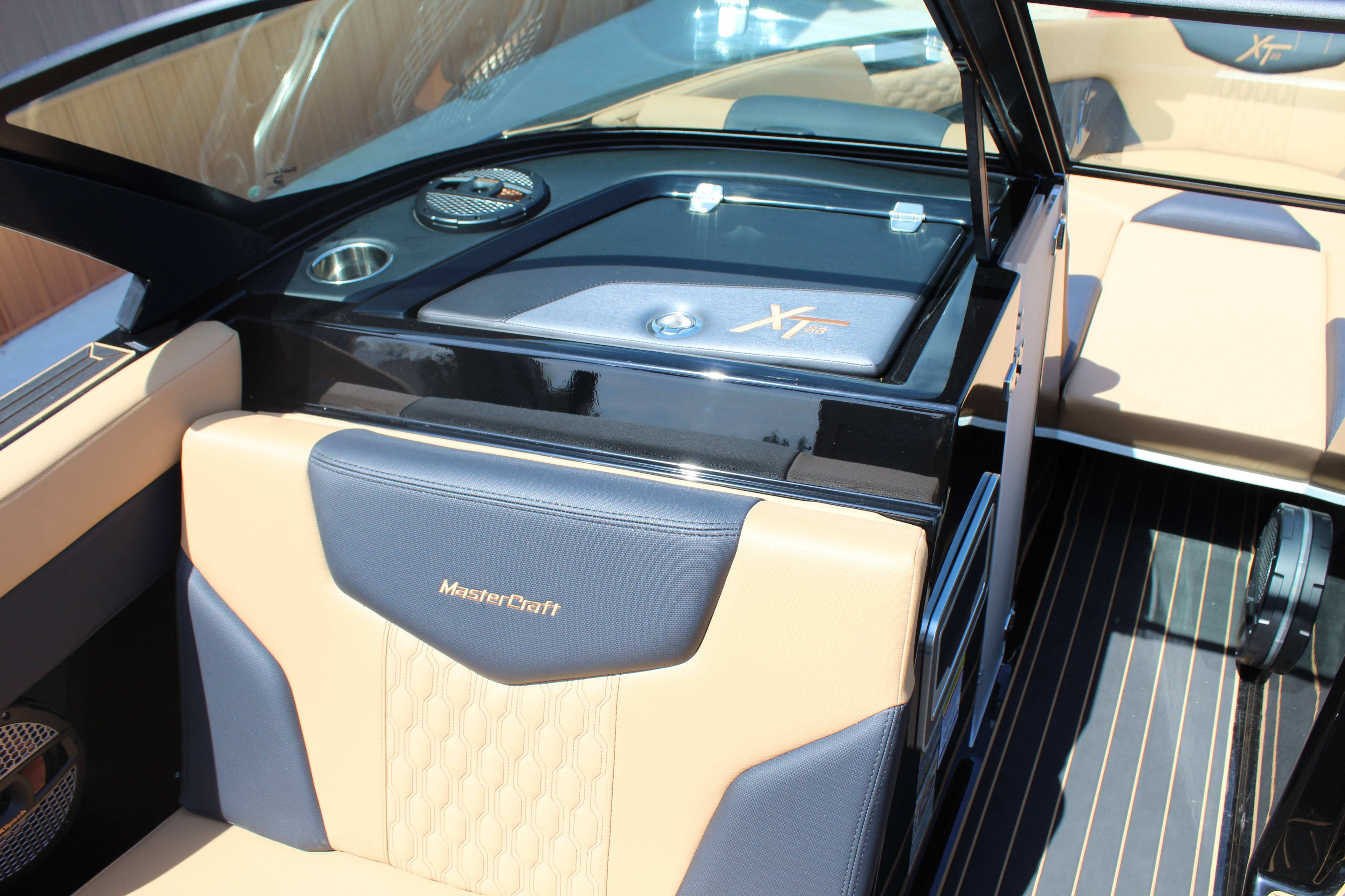 2024 MasterCraft XT23