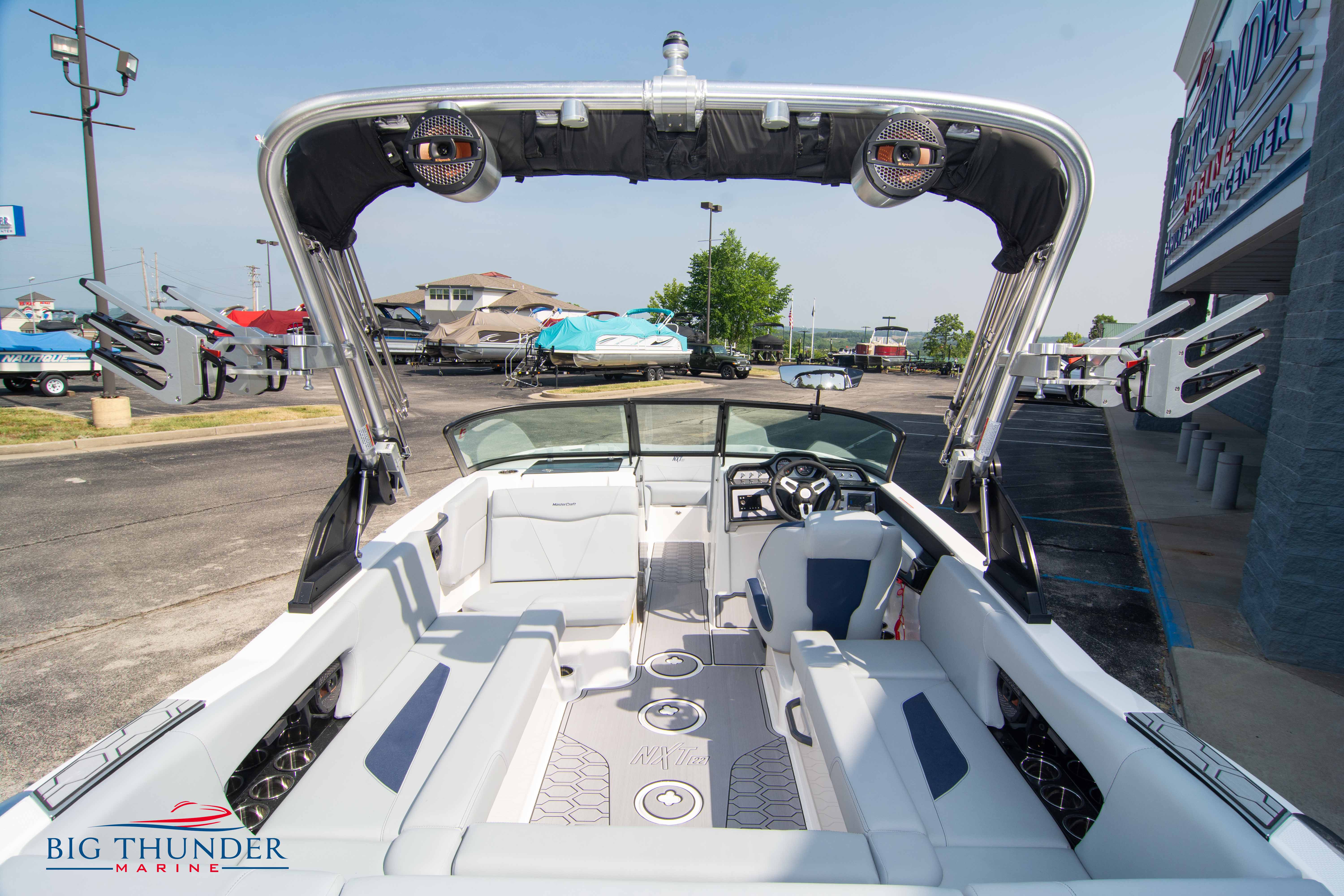 2023 Mastercraft NXT22