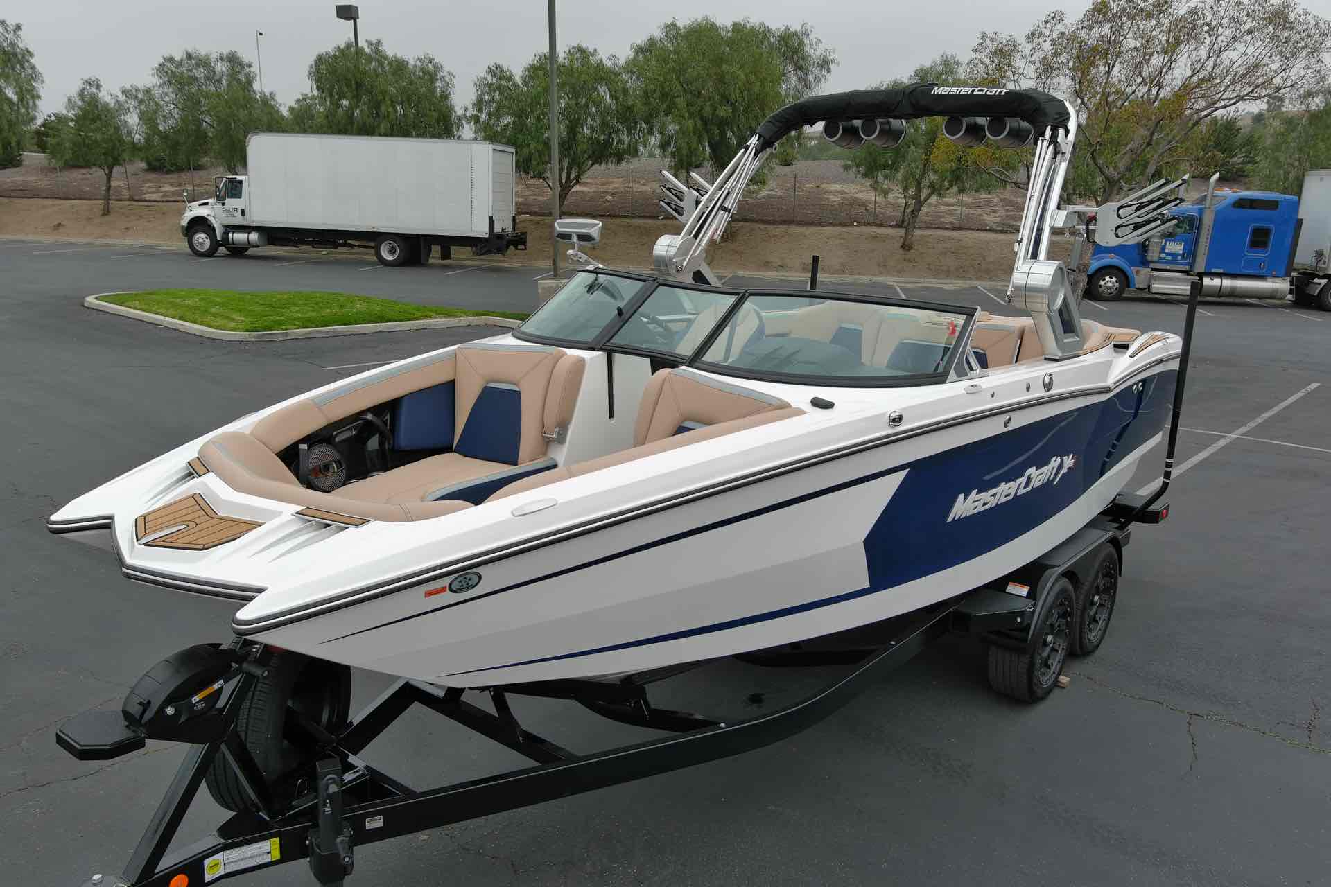 boat.Title