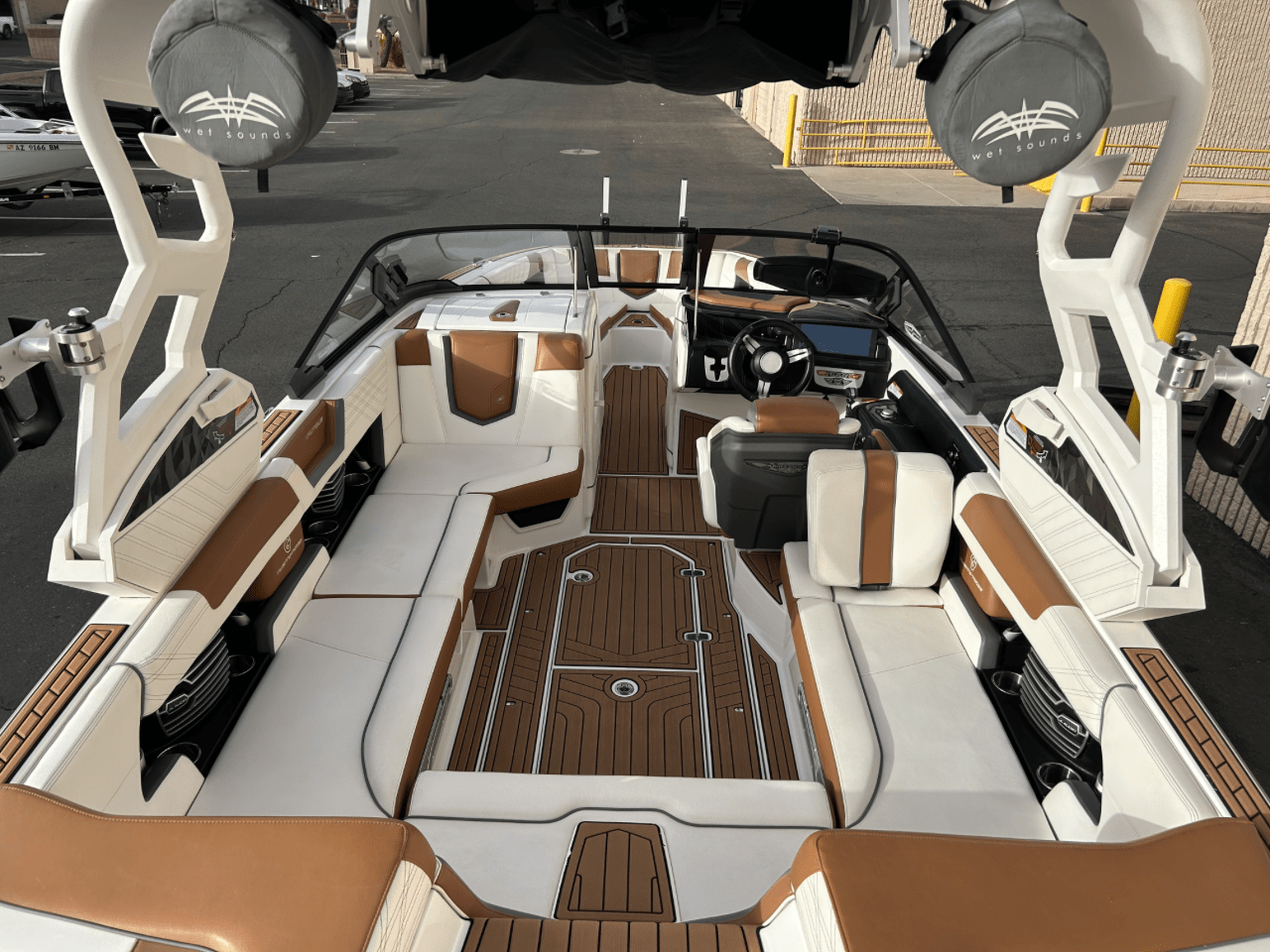 2019 Nautique G23