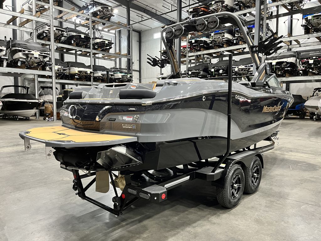 2024 MasterCraft X24
