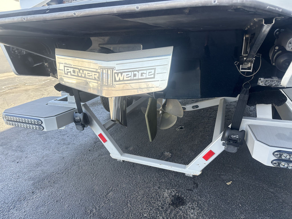2020 Malibu Boats 22 MXZ