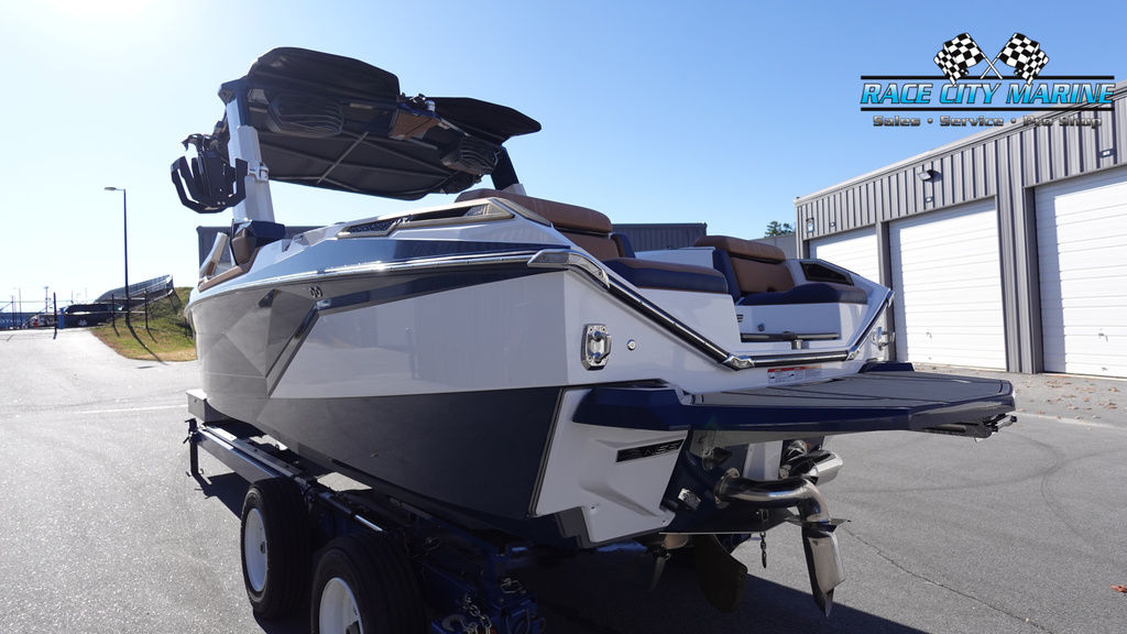 2022 Nautique P25