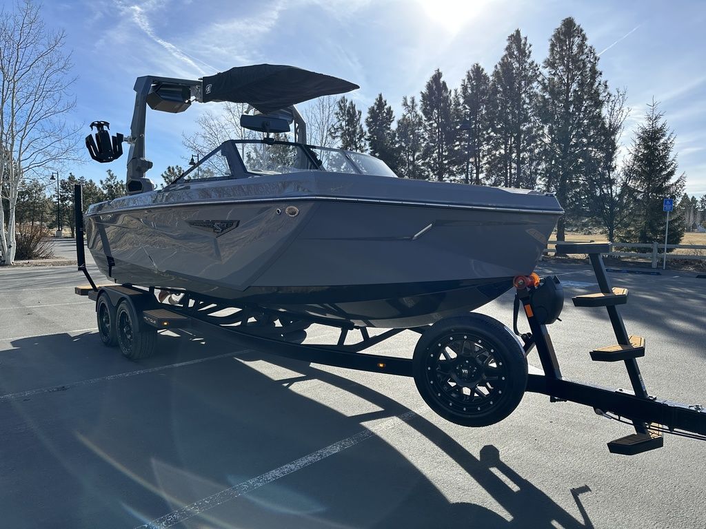 2025 Nautique Super Air Nautique S23 Icon