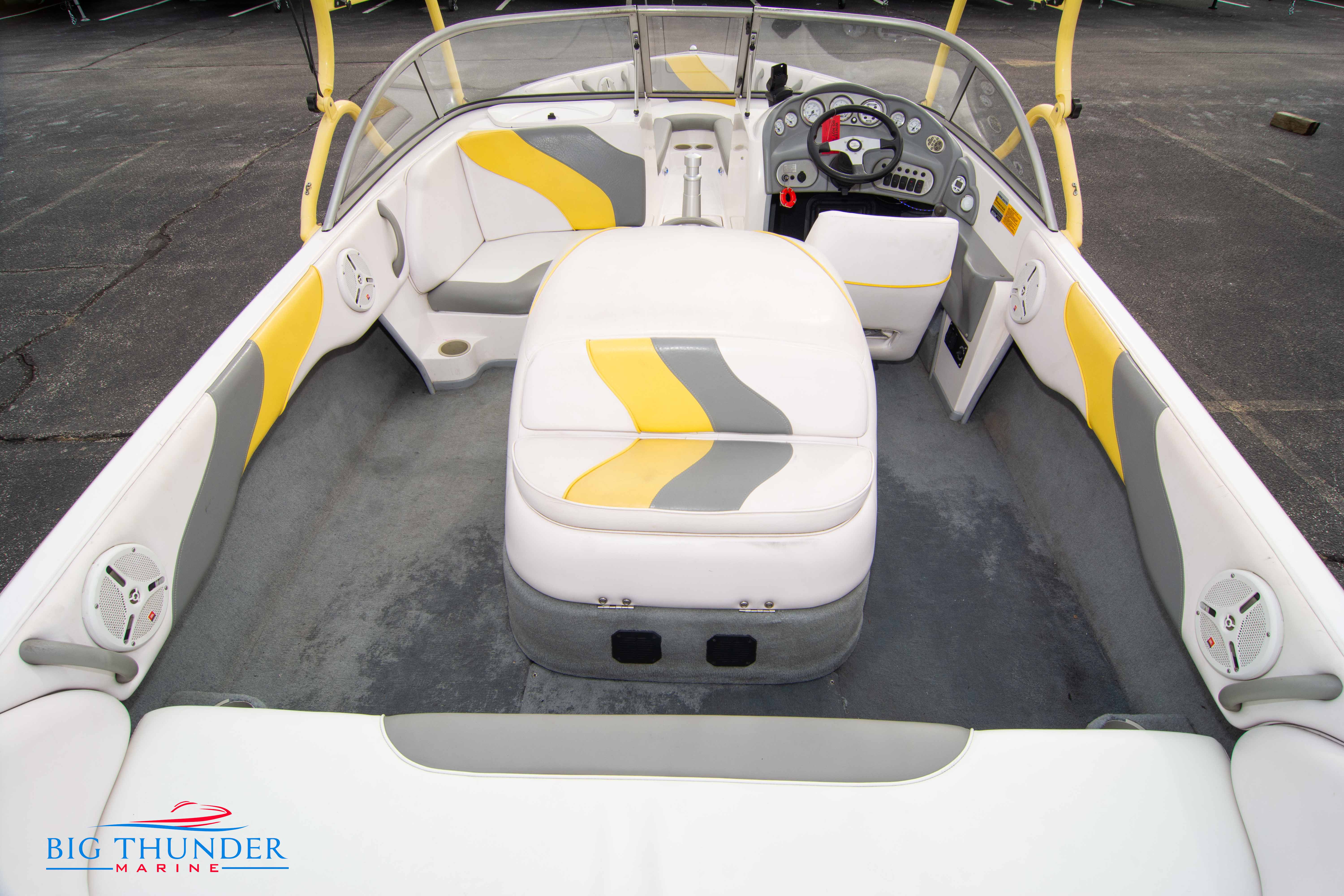 2003 Moomba Mobius