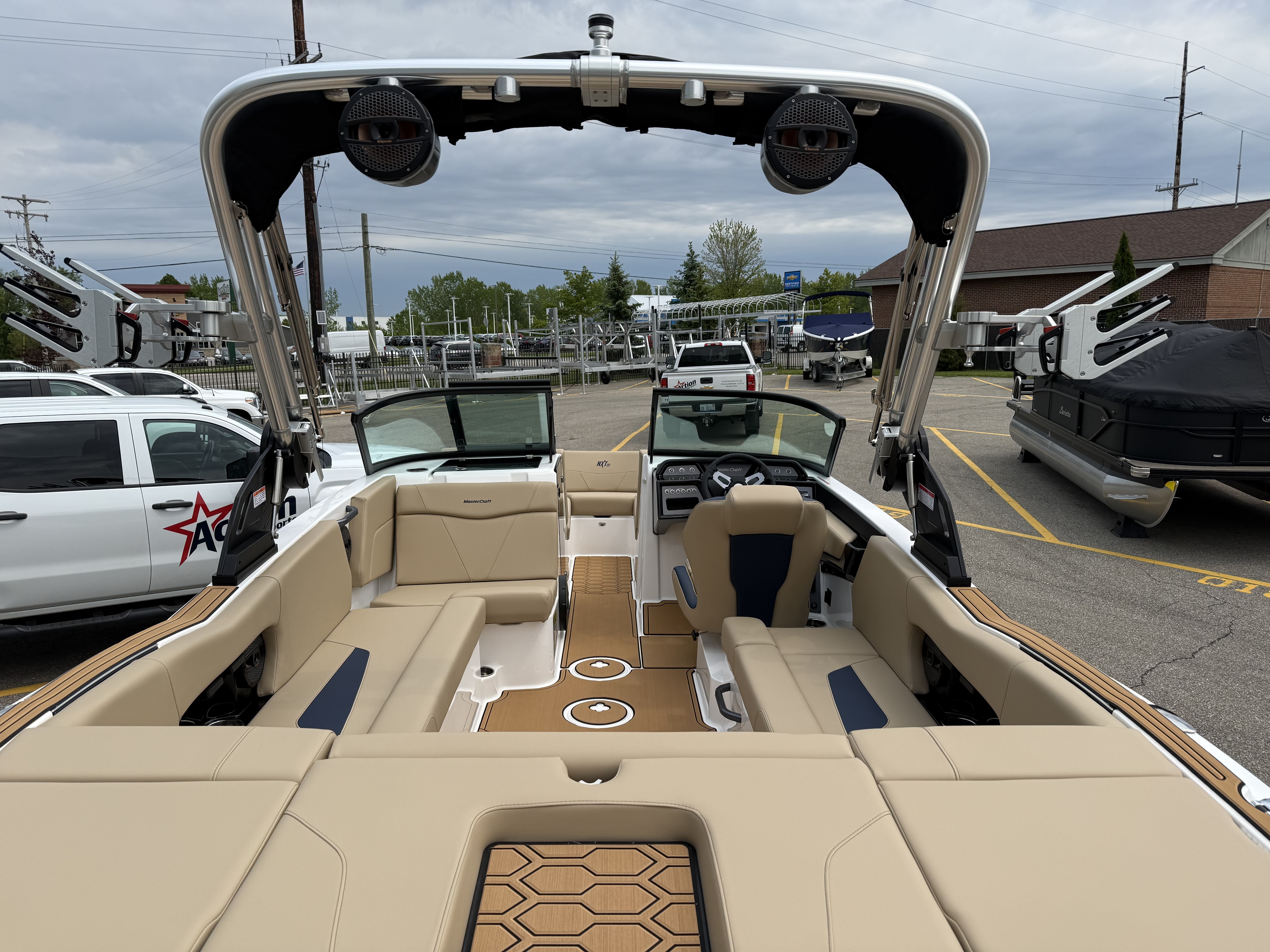 2025 MasterCraft NXT22