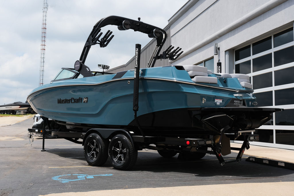 2025 MasterCraft XT24 Icon