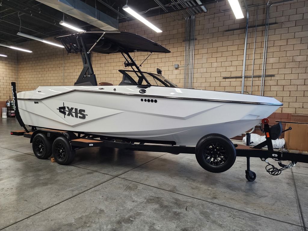 2025 Axis Wake Research T220