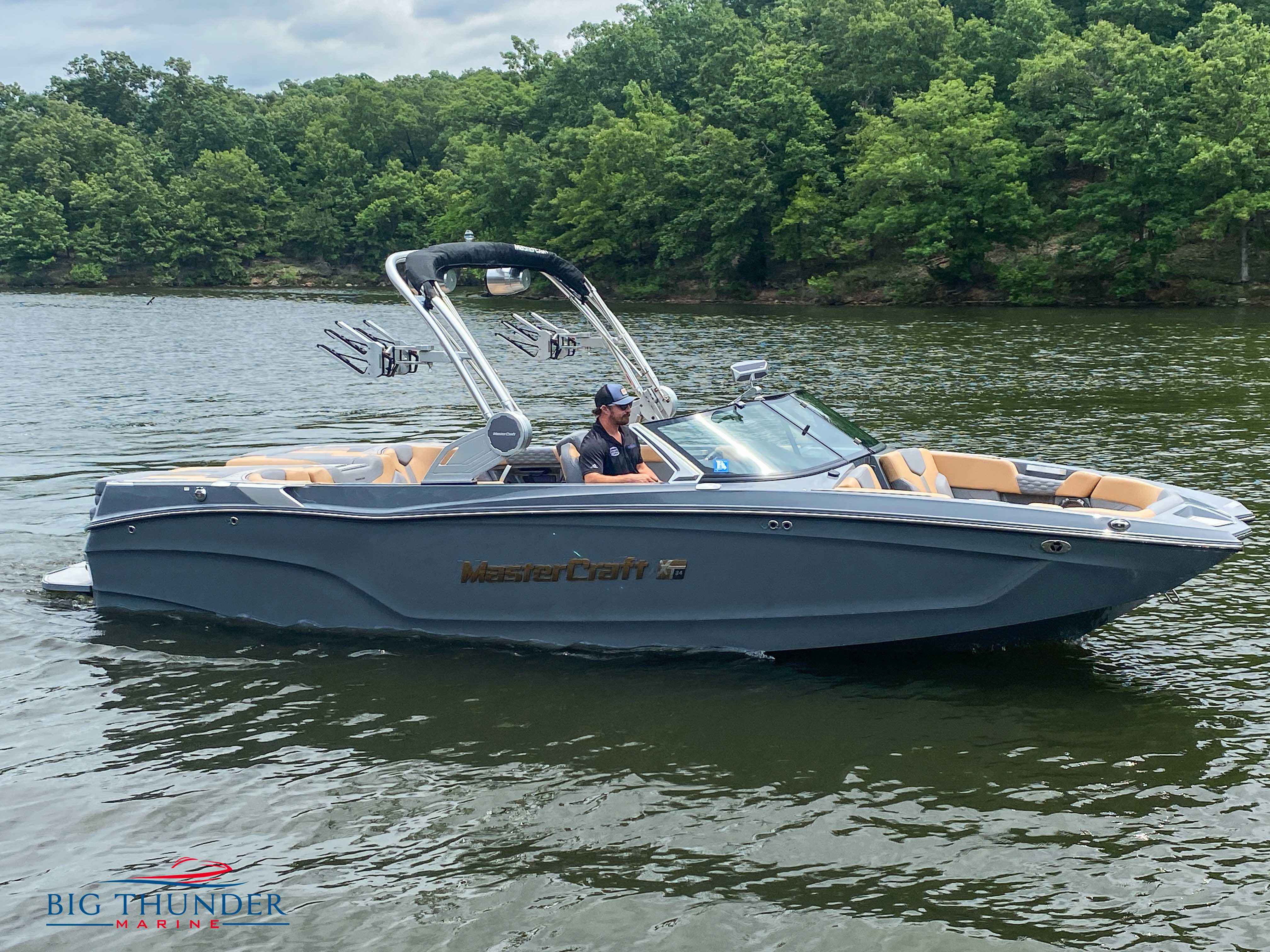 2022 Mastercraft XT24