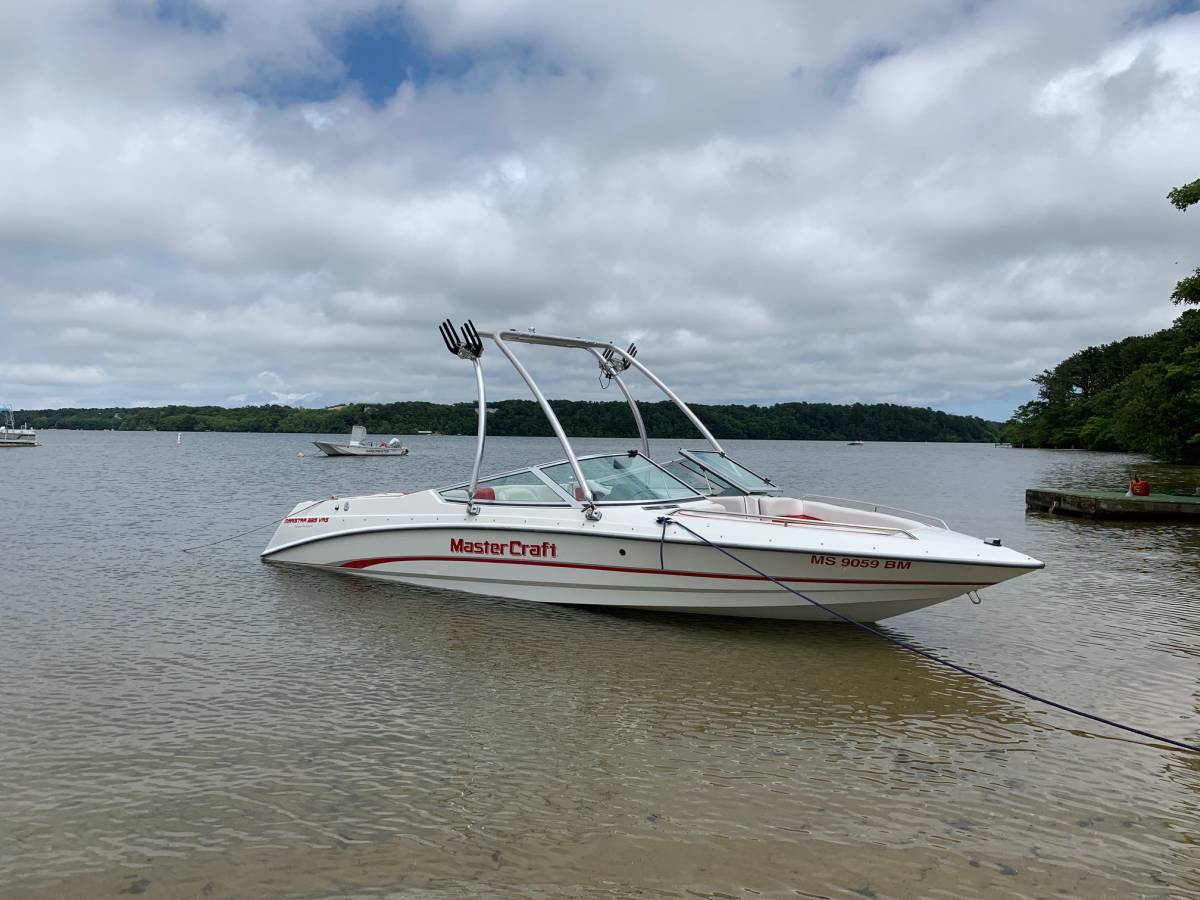 1995 Mastercraft Maristar 225 VRS with Corvette LT1