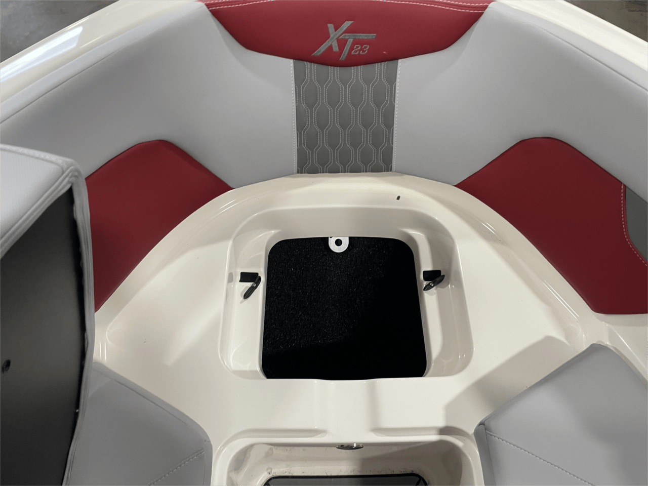 2023 MasterCraft XT-23 | 209127