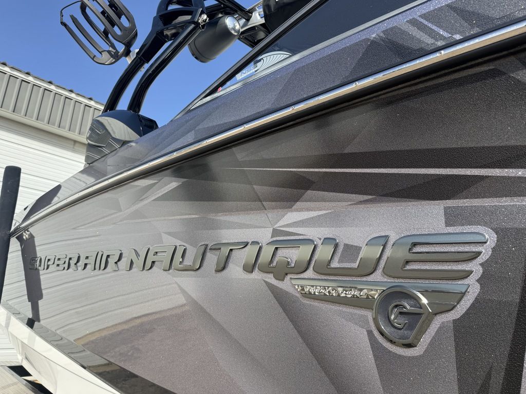 2016 Nautique G23