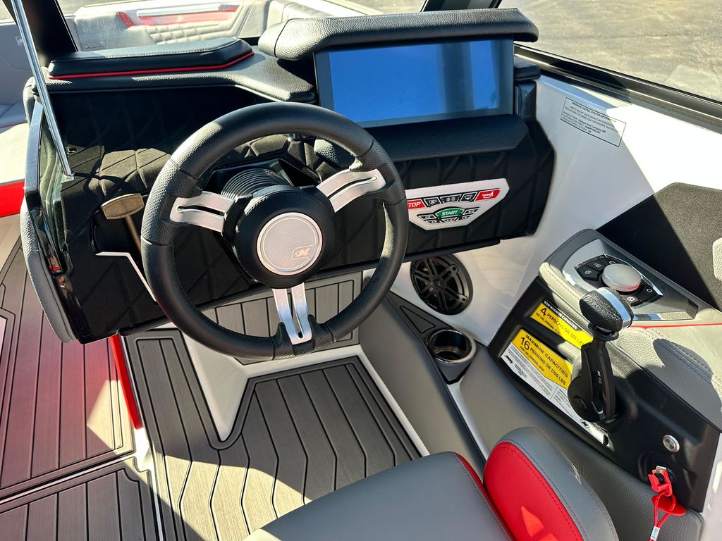 2022 Nautique S23