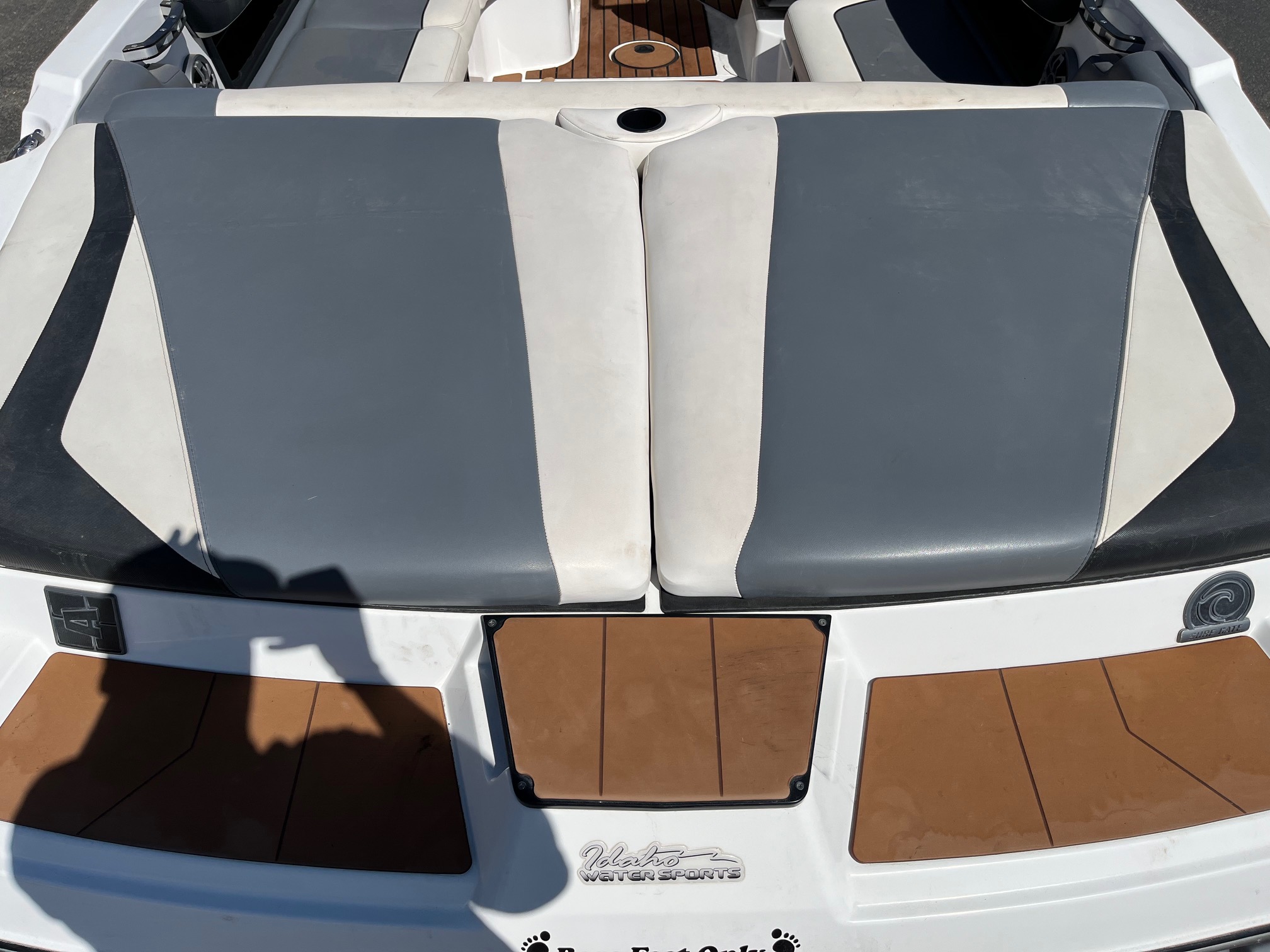2021 Axis T22