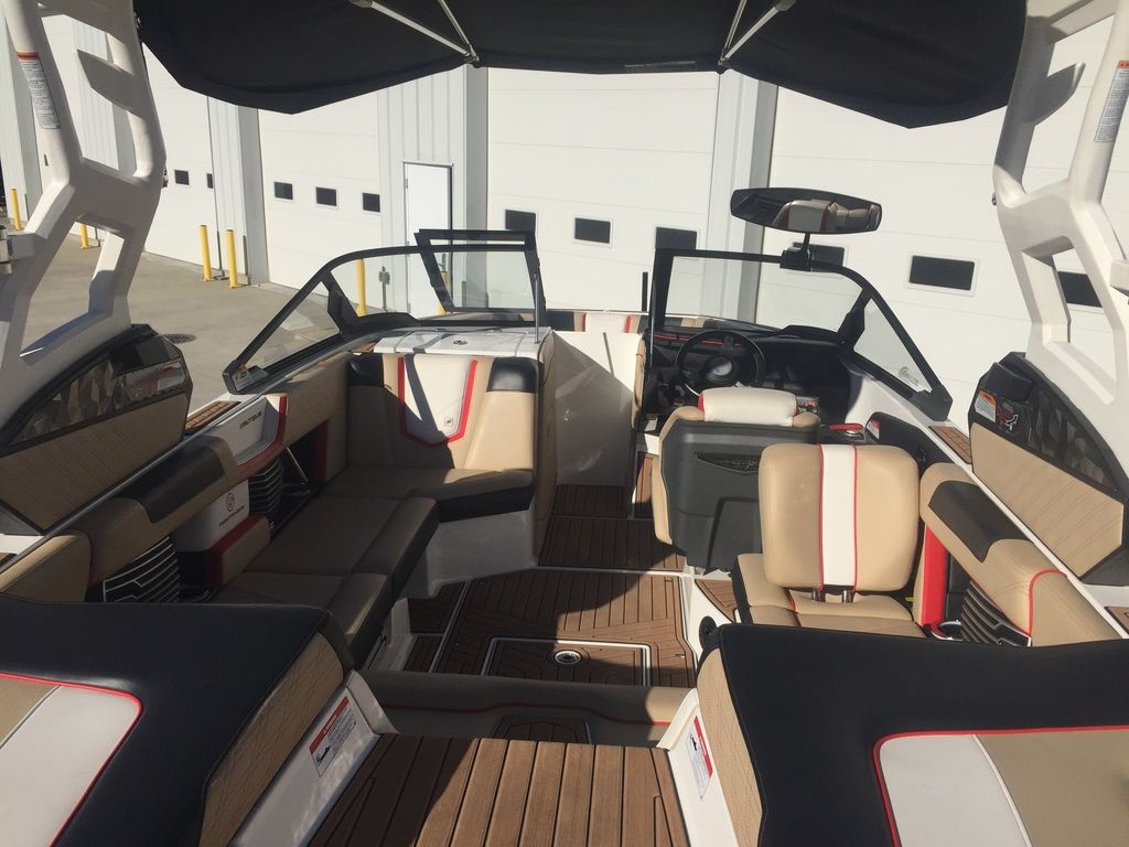 2019 Nautique Super Air Nautique G21