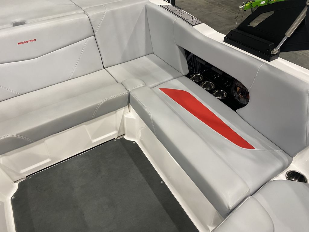 2023 MasterCraft NXT20