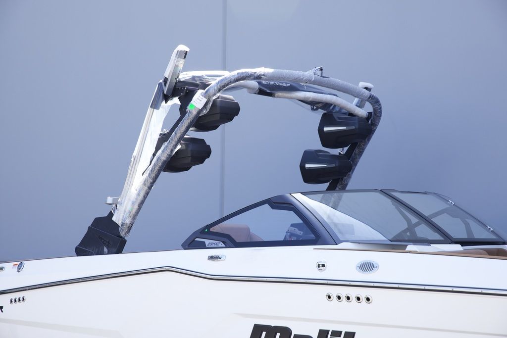2025 Malibu Boats 23 MXZ
