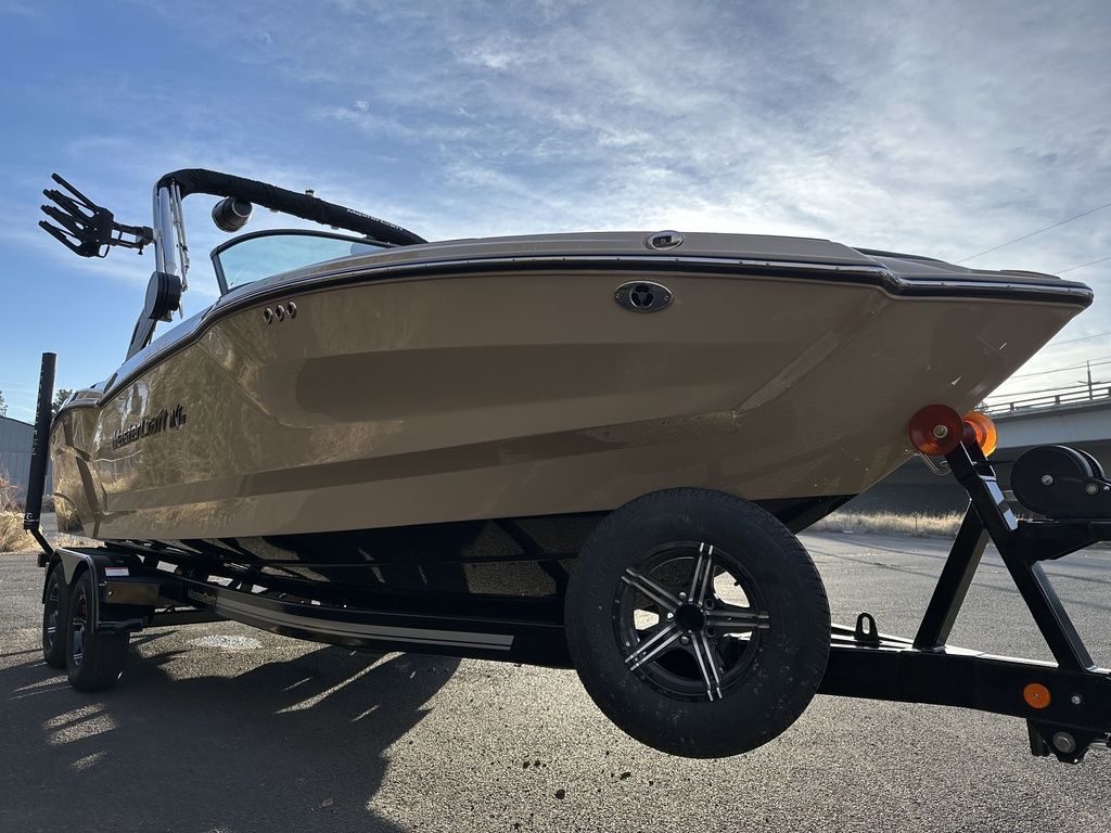 2024 MasterCraft NXT23 Icon