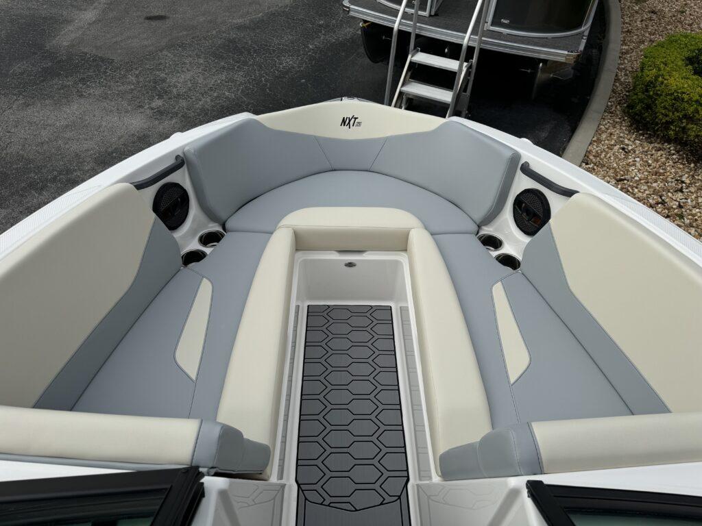 2025 MasterCraft NXT23