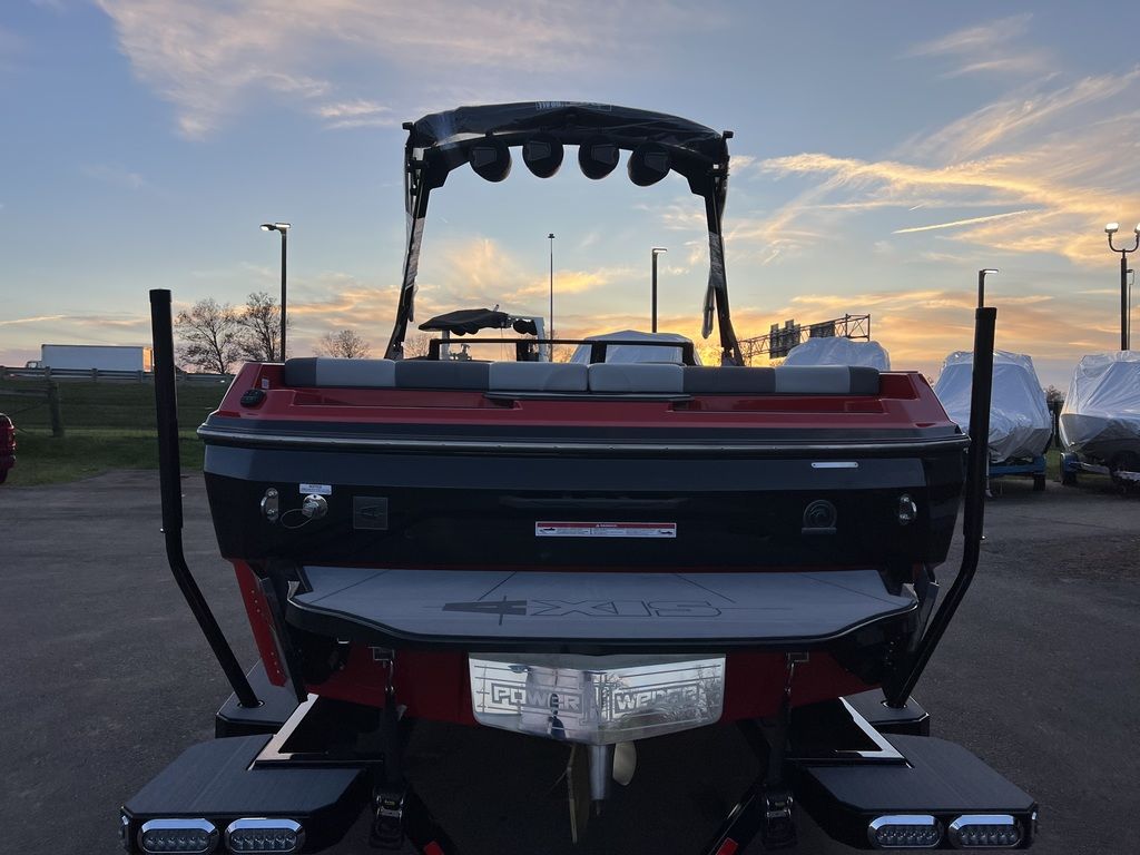 2025 Axis Wake Research A225