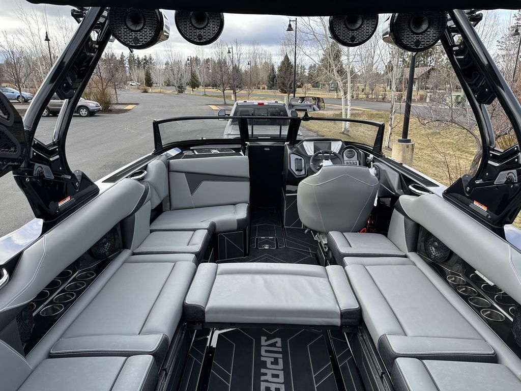 2024 Supreme Boats S240