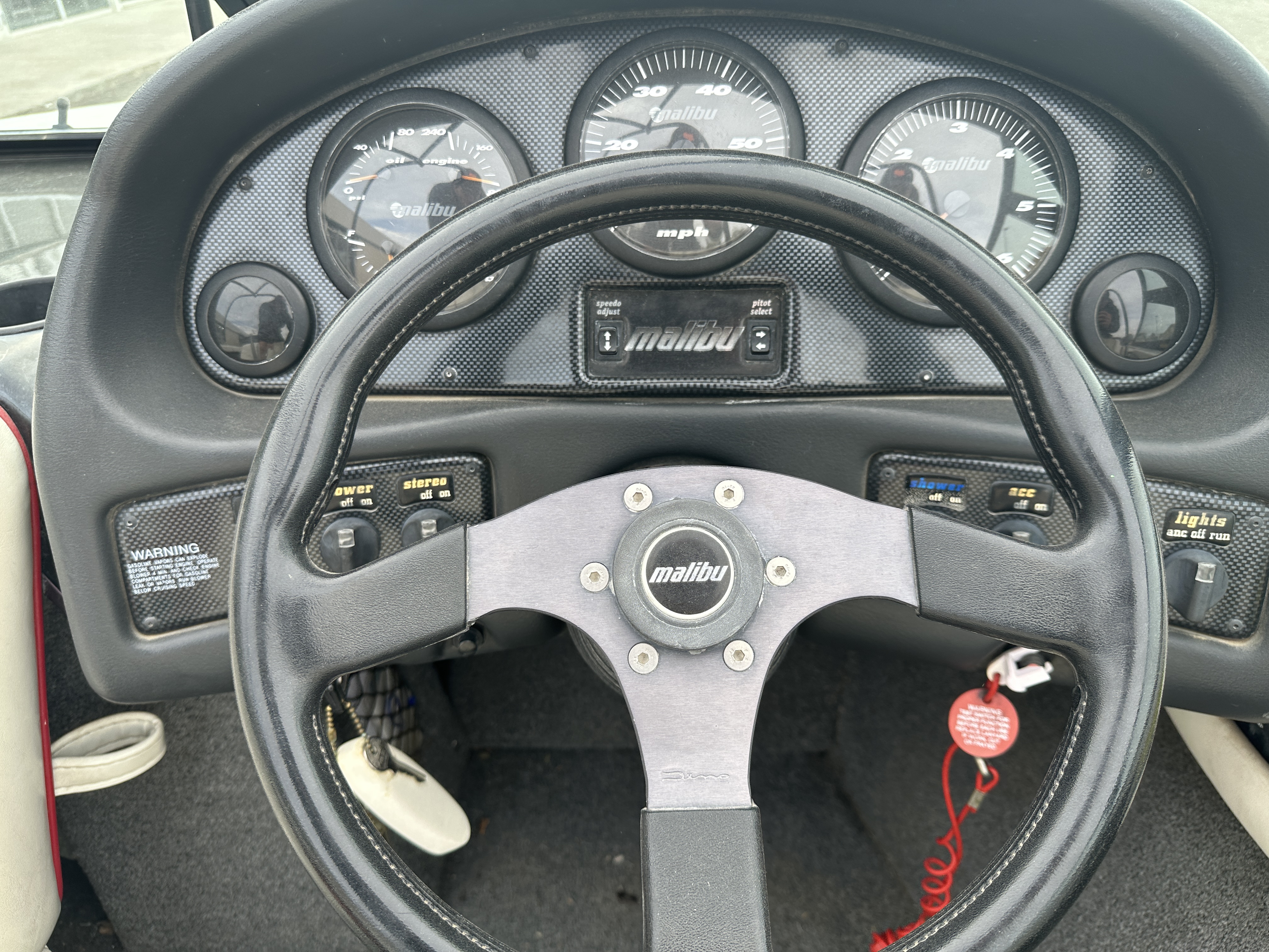 2000 Malibu Boats Sportster