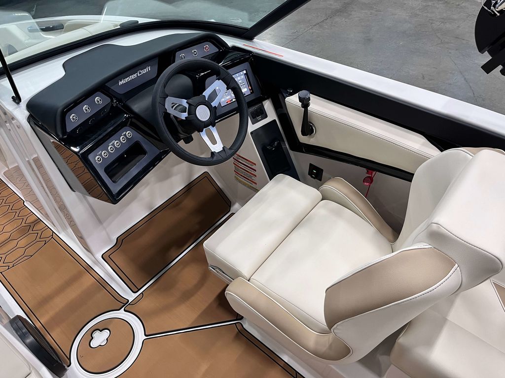 2025 MasterCraft NXT20