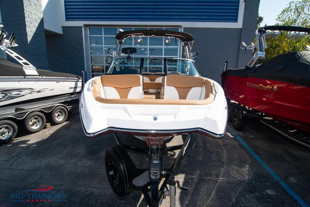 2021 Mastercraft XT22