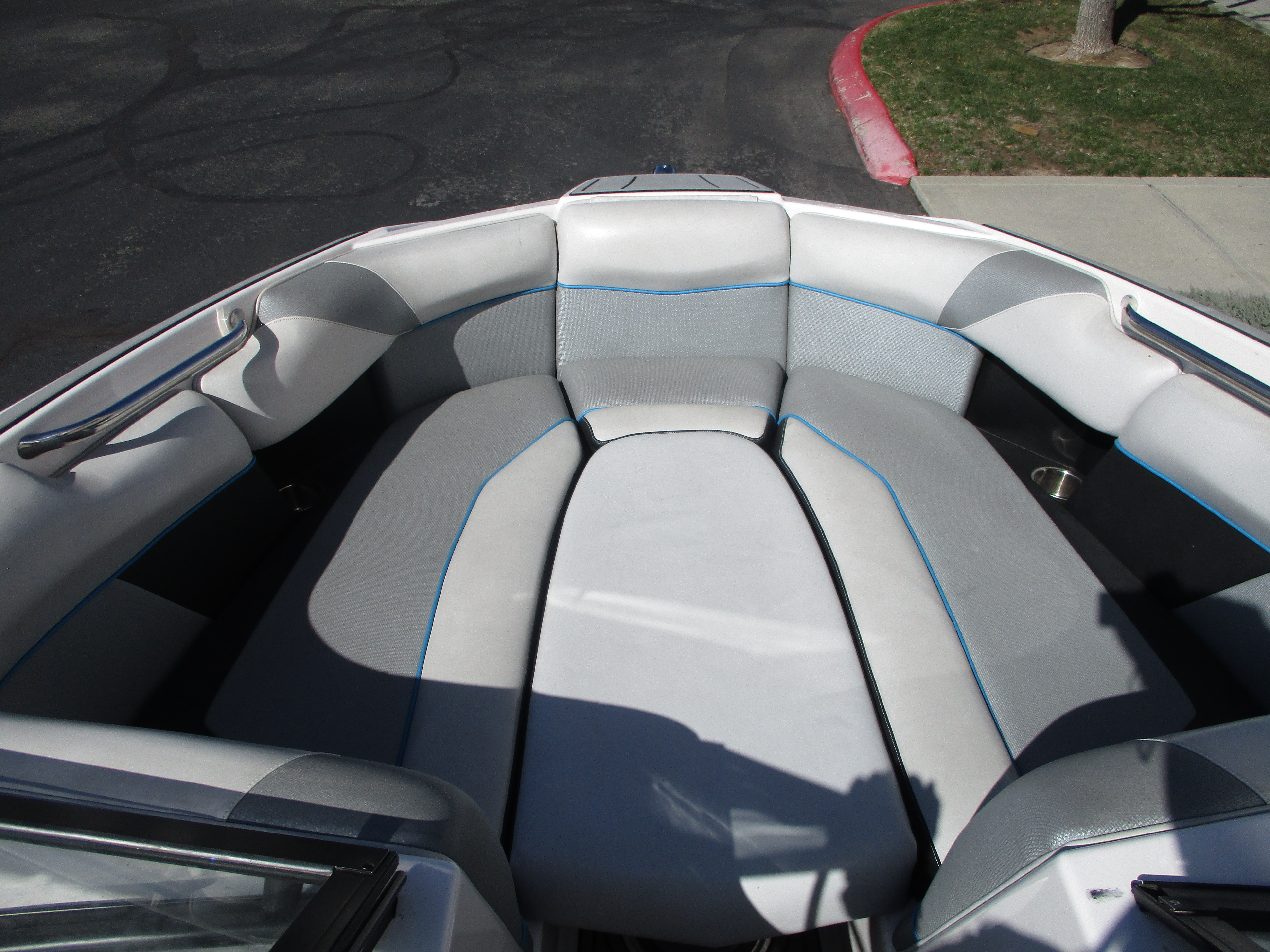 2018 MOOMBA MOJO