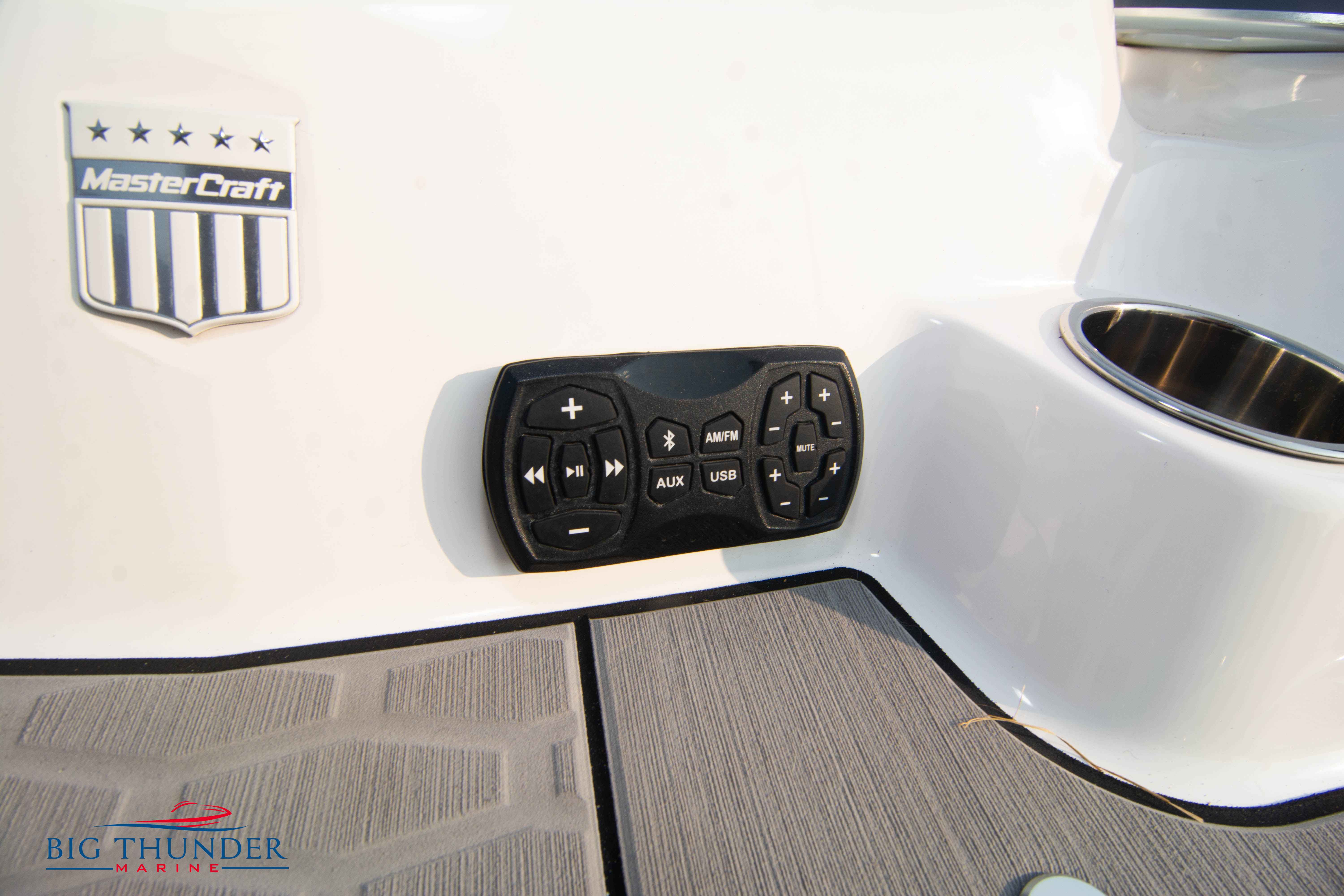 2021 Mastercraft X24
