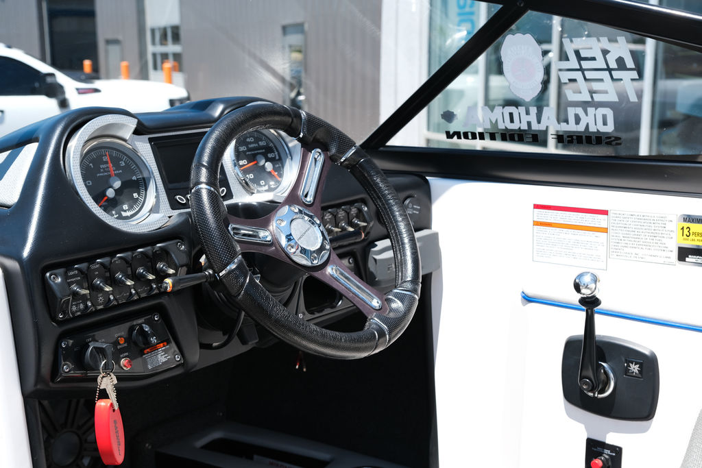 2017 MOOMBA Mondo Icon