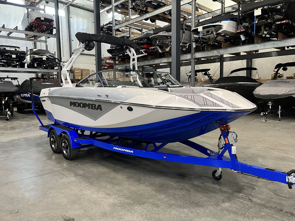 2023 MOOMBA Kaiyen