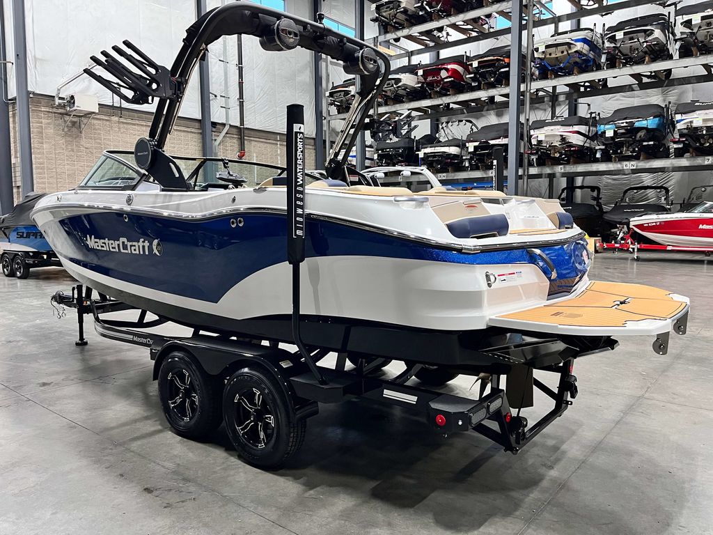 2025 MasterCraft X22