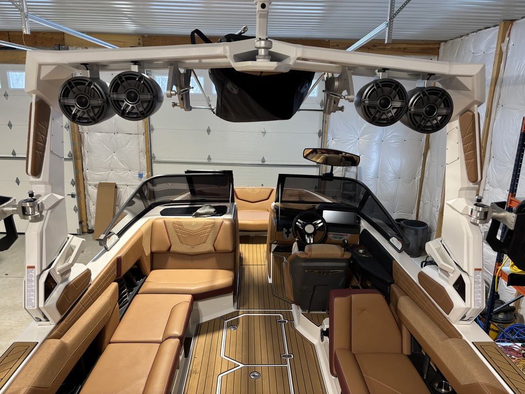 2022 Nautique Super Air Nautique G23