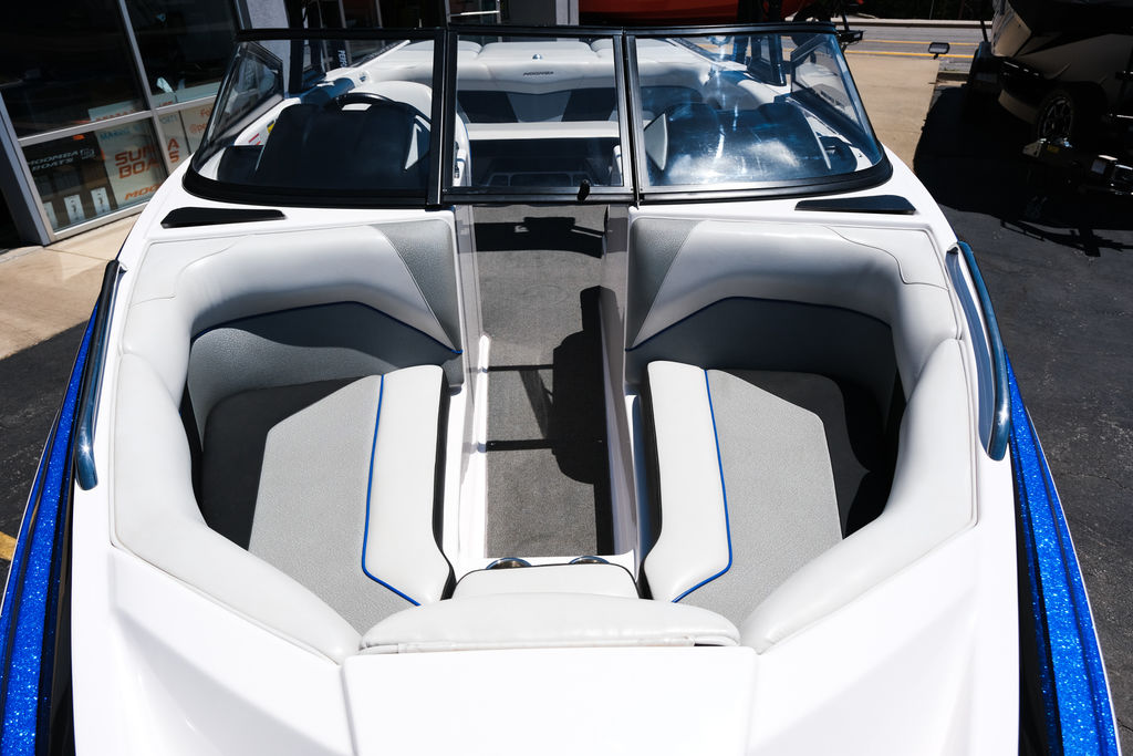 2017 MOOMBA Mondo Icon