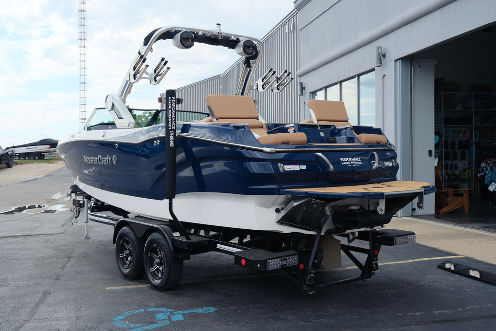 2023 MasterCraft X24  NEW DEALER DEMO HUGE DISCOUNT CALL!! Icon