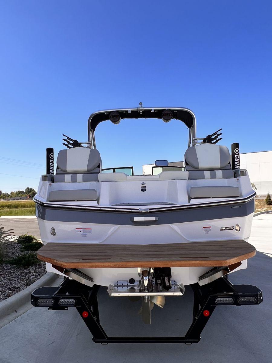 2024 MasterCraft XT25