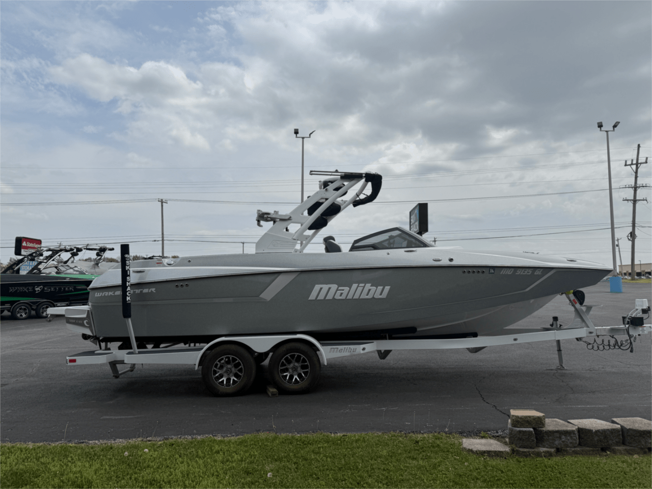 2020 Malibu Wakesetter 24MXZ Icon