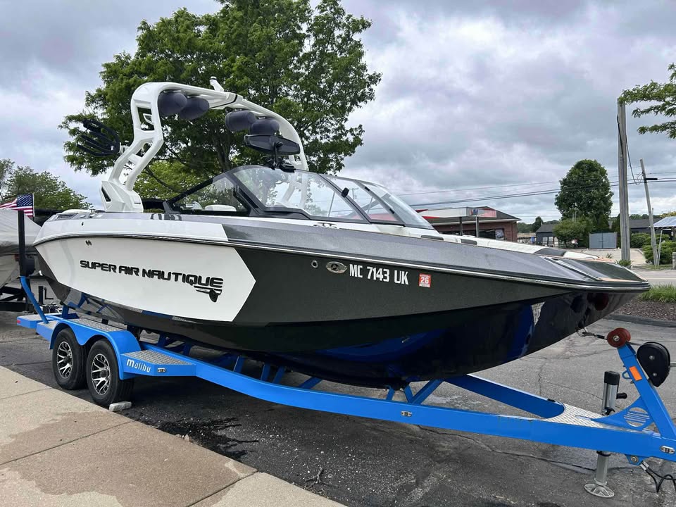 2020 Nautique G21 - New Arrival!! - Only 134 Hours