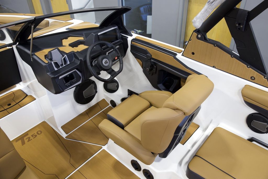 2025 Axis Wake Research T250