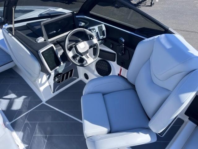 2024 Malibu 26 LSV *Huge MSRP Discount- New*