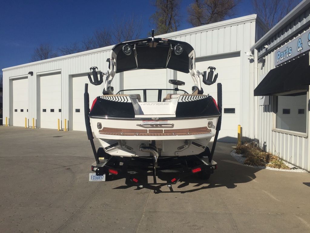 2019 Nautique Super Air Nautique G21