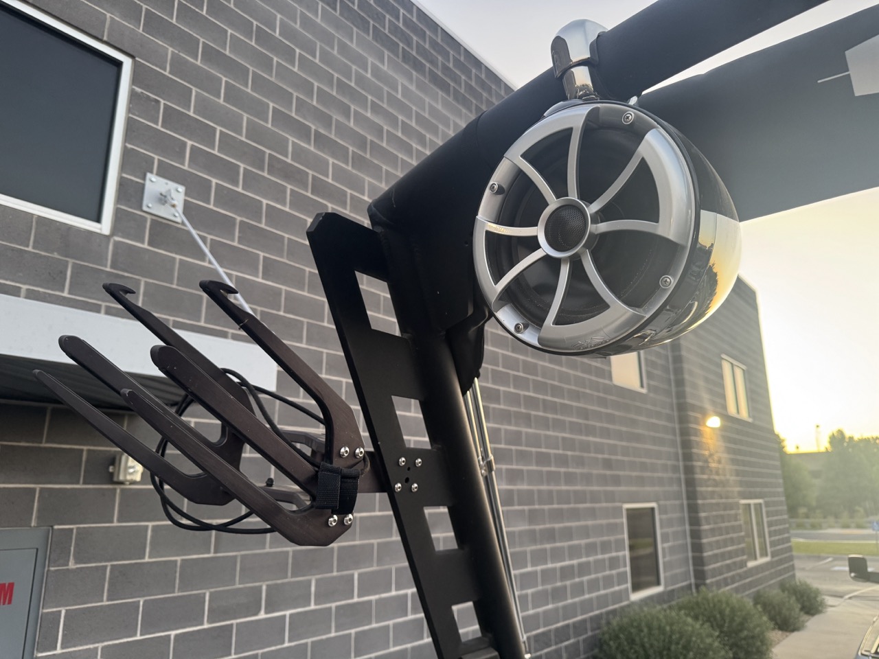 2019 Axis T23 Low Hours comes with all Gear