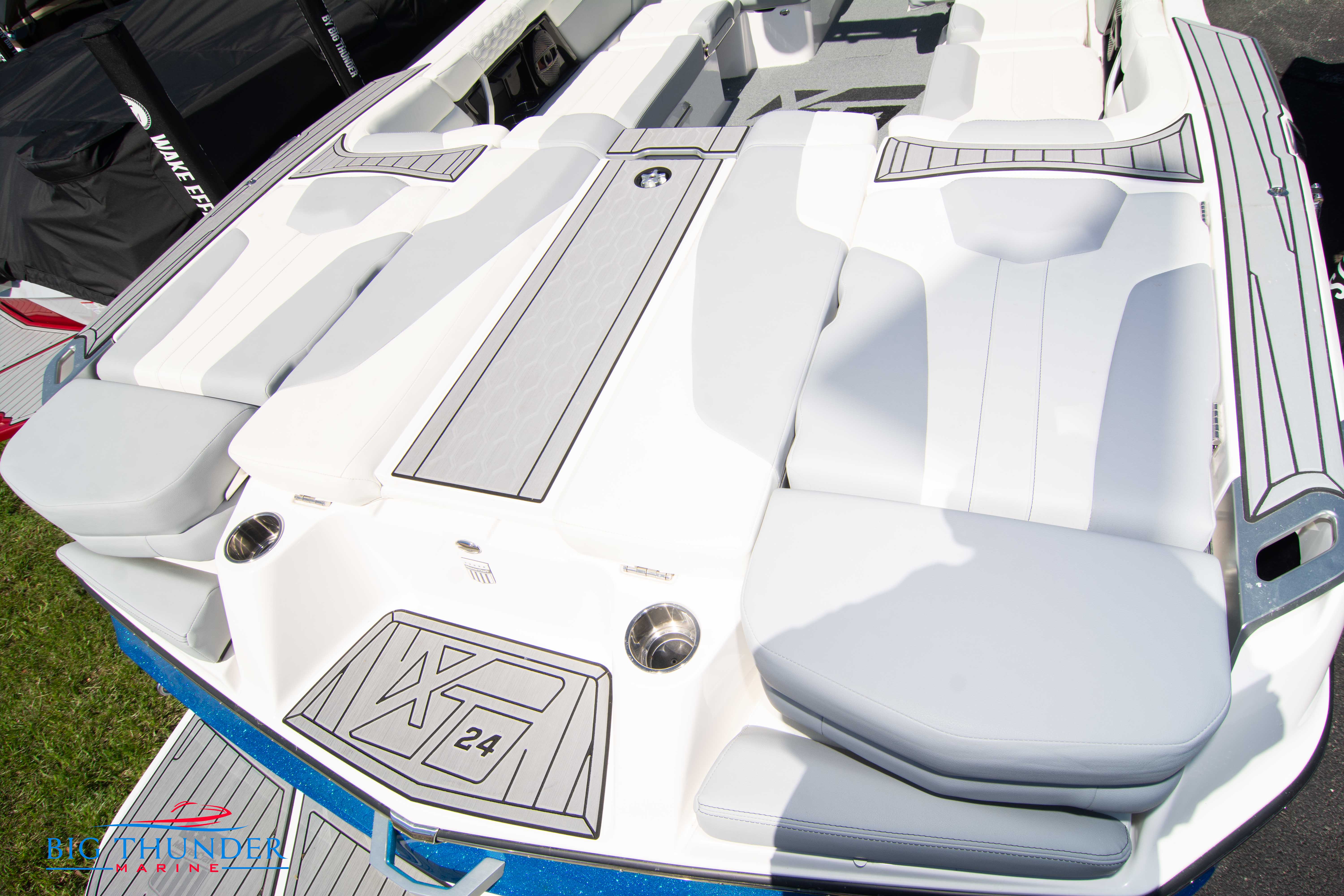 2023 Mastercraft XT24