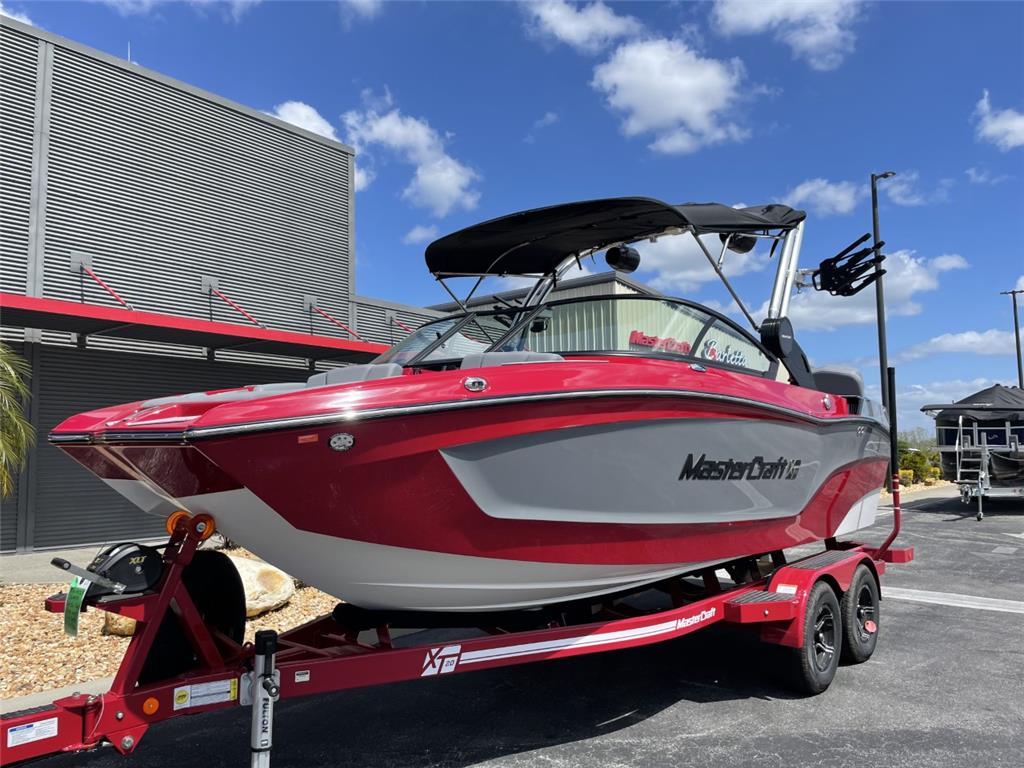 2023 MasterCraft XT20
