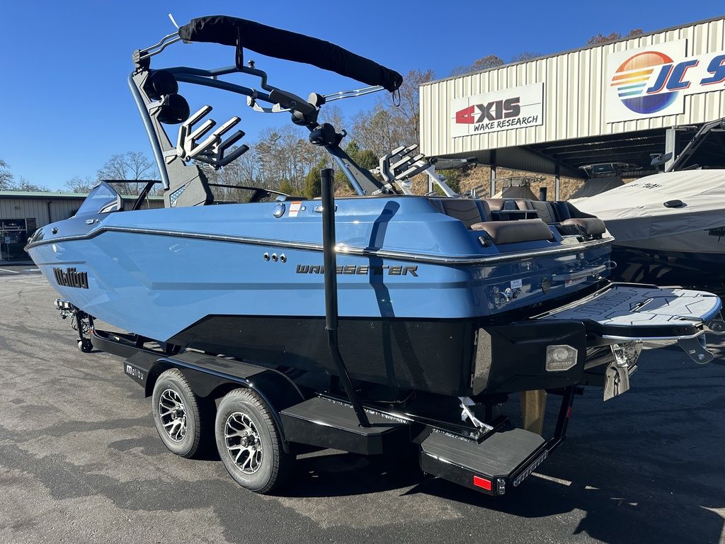 2024 Malibu Boats 23 MXZ