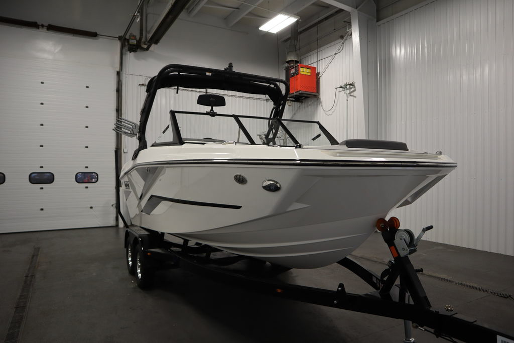 2024 Heyday Wake Boats H20
