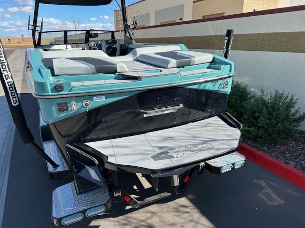 2024 Axis Wake Research T250