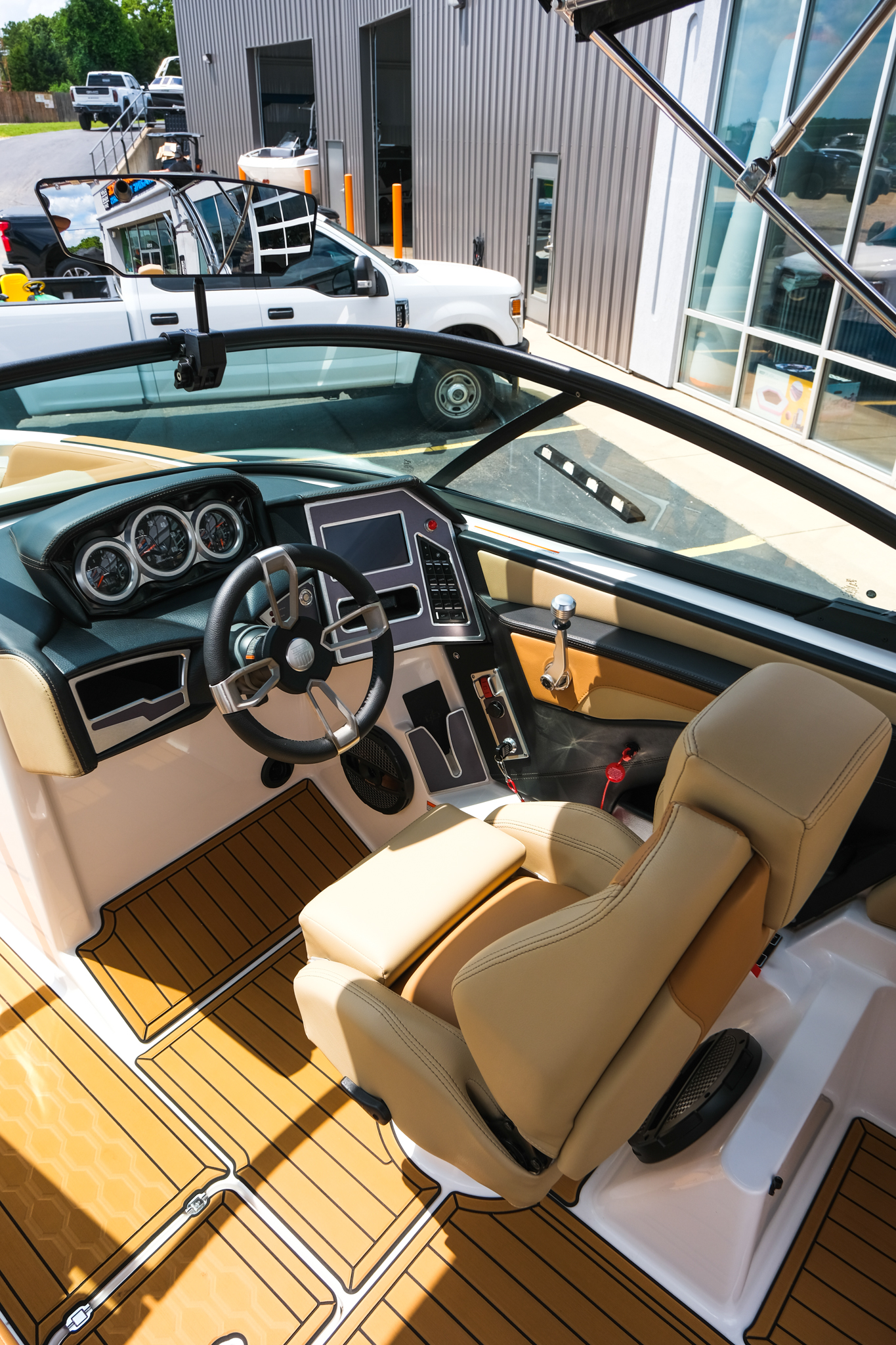 2024 MASTERCRAFT XT-24 BRAND NEW 