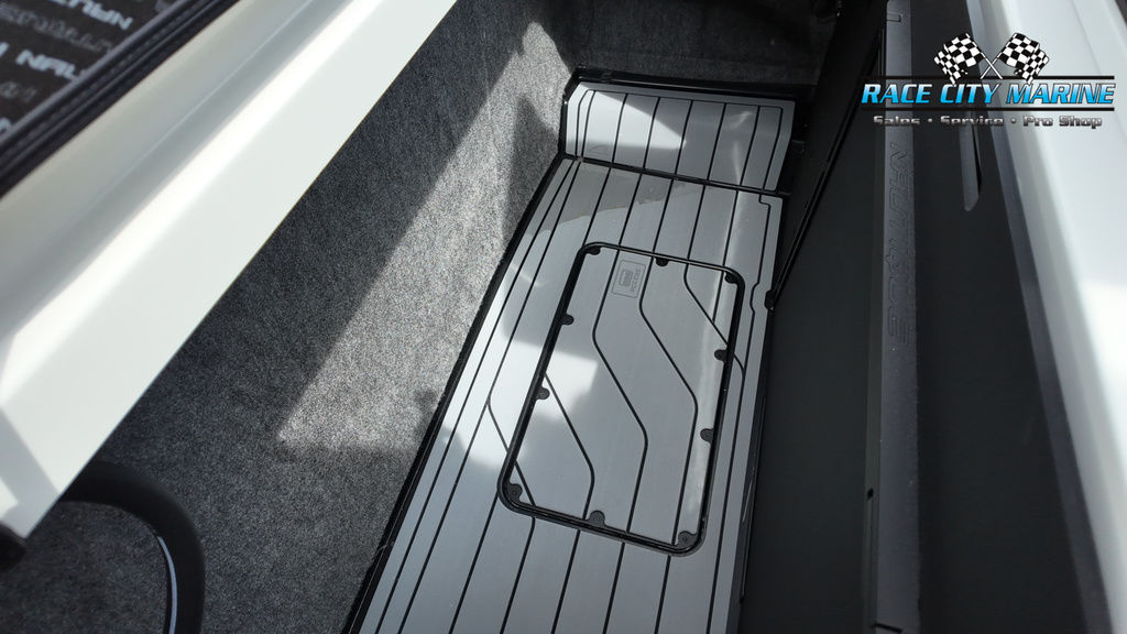 2025 Nautique G21
